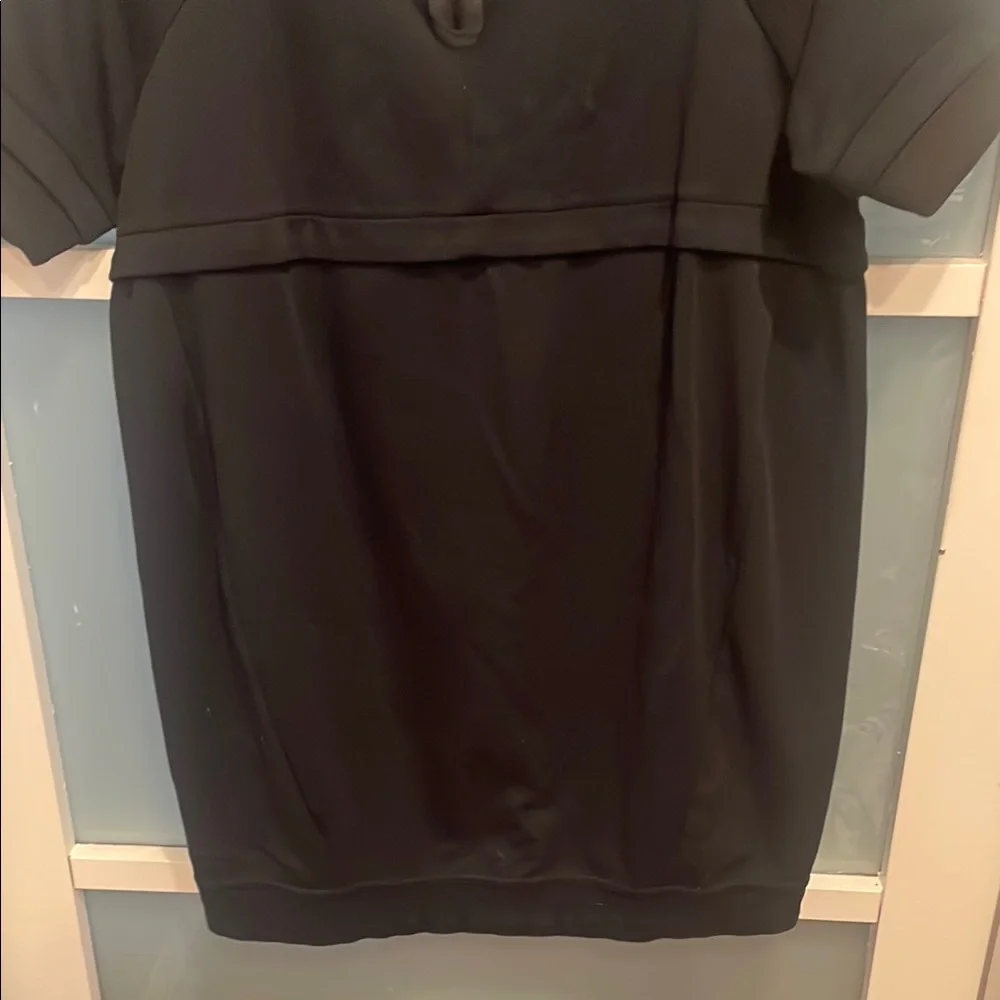 Nike Black Short Sleeve Sweatshirt Activewear, Athleisure Top, S